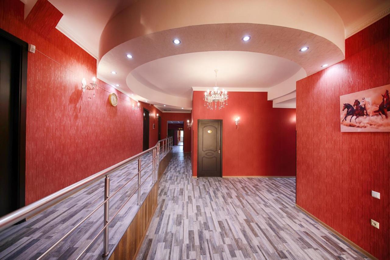 Hotel Tamari קוטאיסי מראה חיצוני תמונה