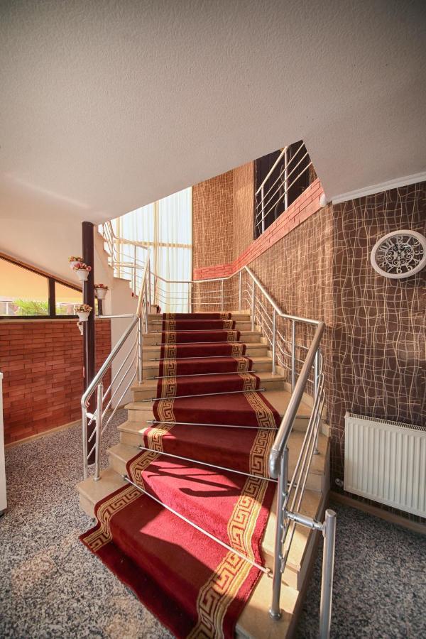 Hotel Tamari קוטאיסי מראה חיצוני תמונה