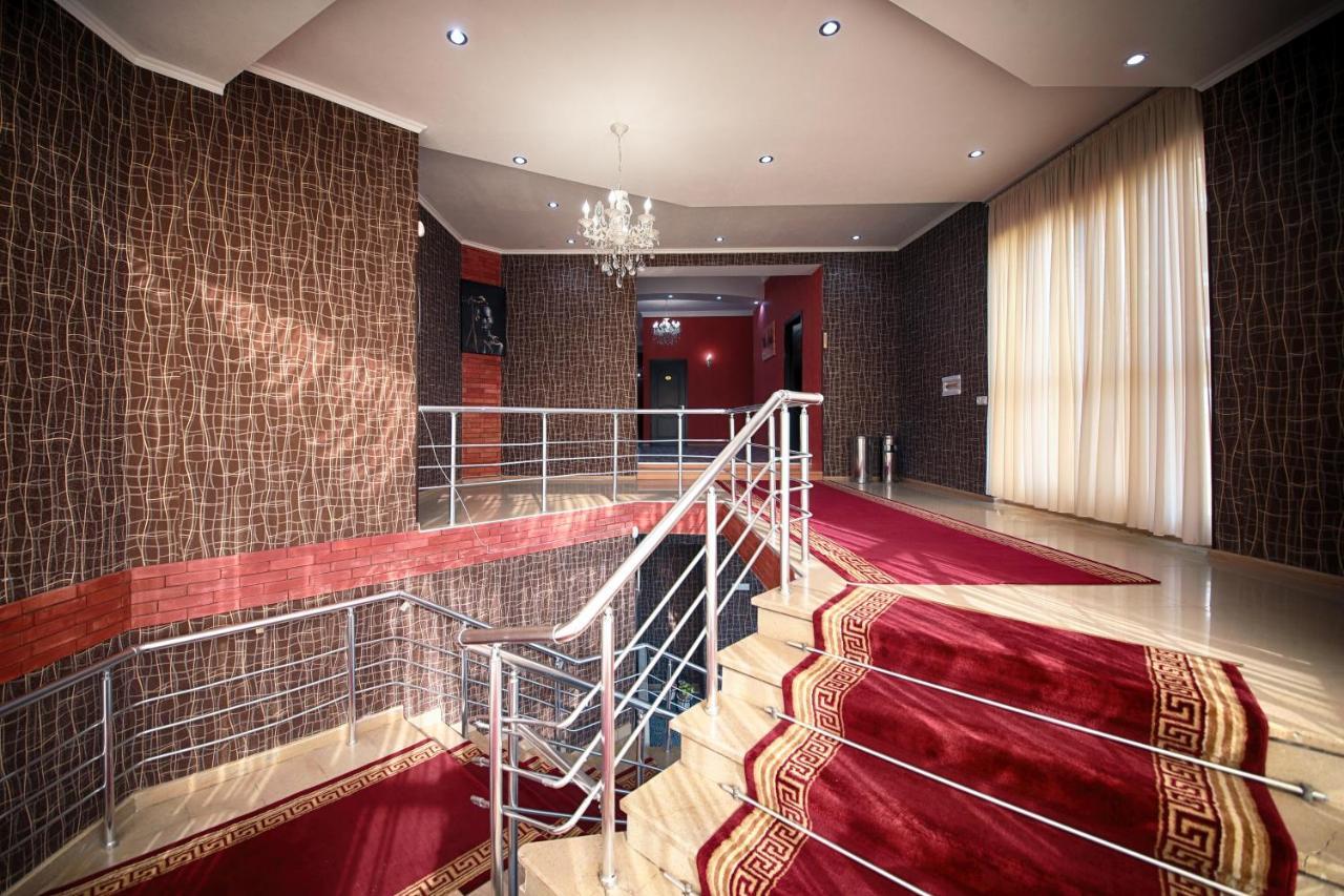 Hotel Tamari קוטאיסי מראה חיצוני תמונה