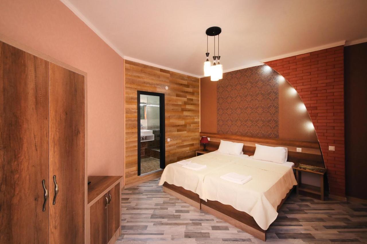 Hotel Tamari קוטאיסי מראה חיצוני תמונה